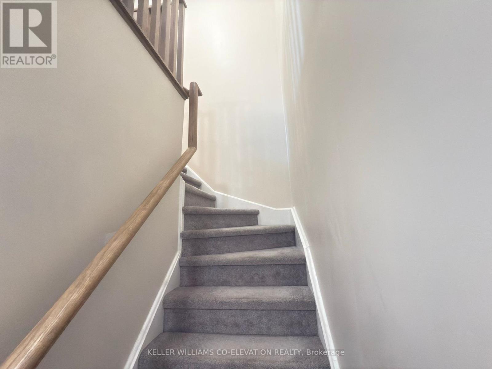 112 - 11 Applewood Lane, Toronto, Ontario  M9C 2Z7 - Photo 13 - W12532430