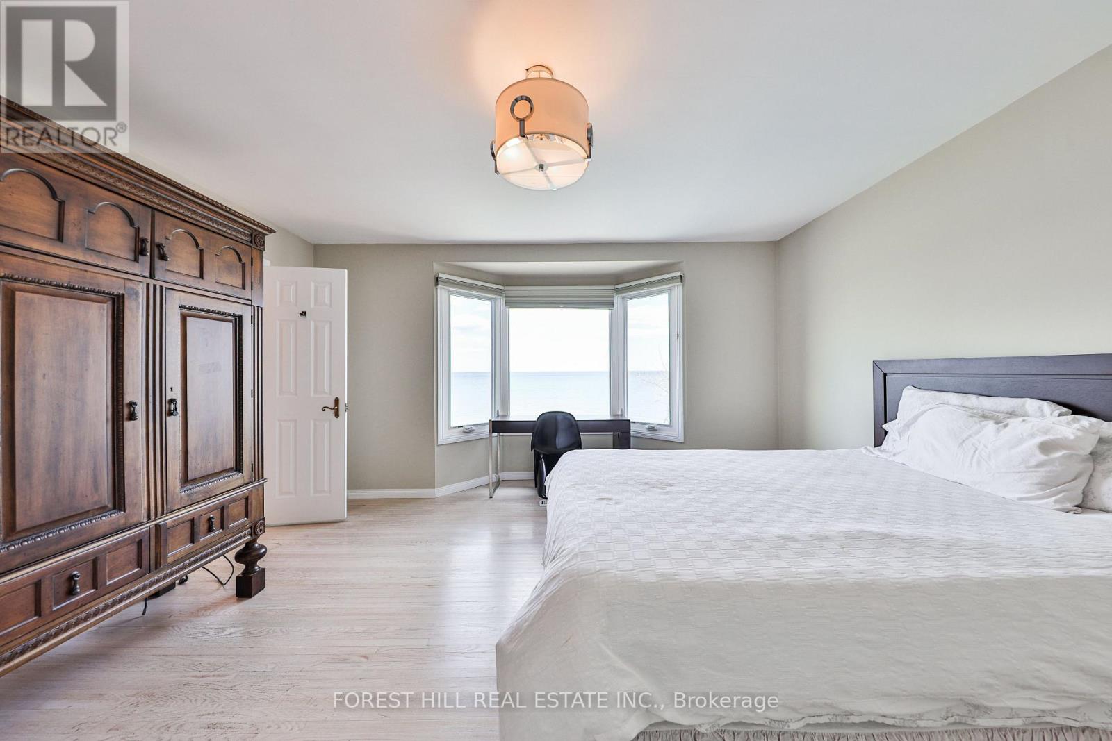 1470 Watersedge Road, Mississauga, Ontario  L5J 1A4 - Photo 24 - W12532432