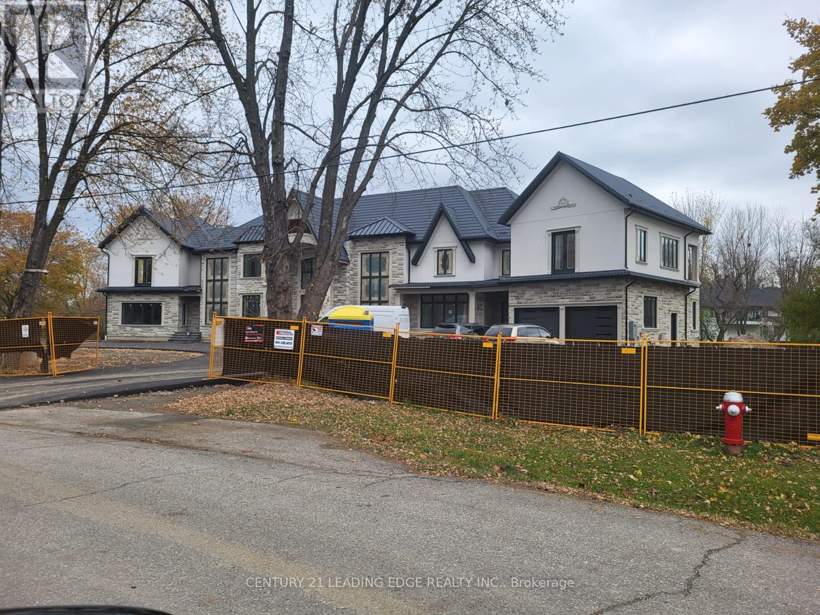 68 Marysfield Drive, Brampton, Ontario  L6P 0J3 - Photo 23 - W12532456