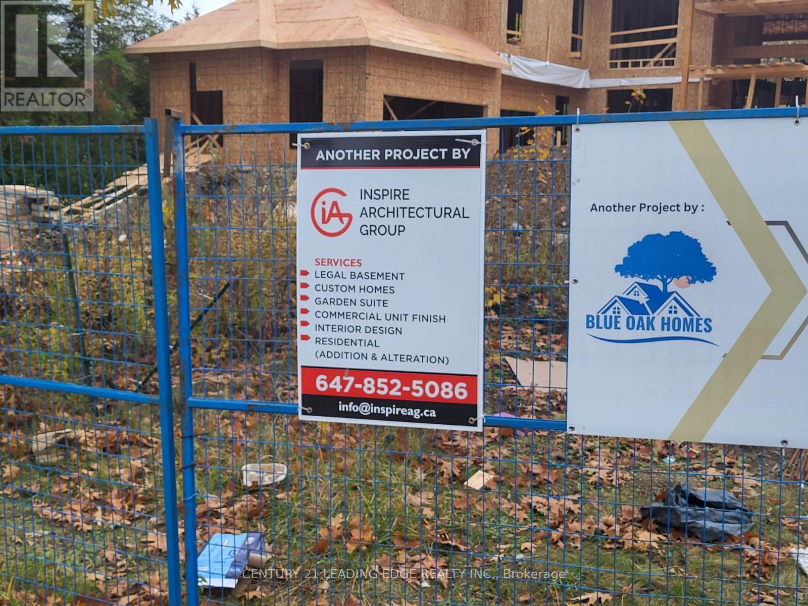 68 Marysfield Drive, Brampton, Ontario  L6P 0J3 - Photo 5 - W12532456