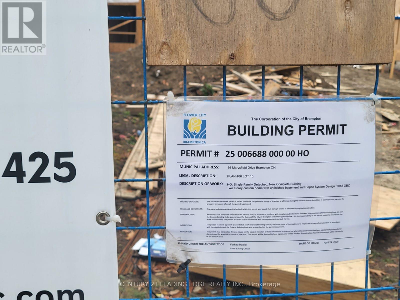 68 Marysfield Drive, Brampton, Ontario  L6P 0J3 - Photo 6 - W12532456