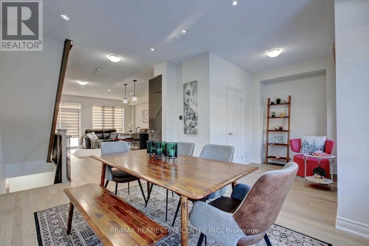 396 Rivermont Road, Brampton, Ontario  L6Y 6G5 - Photo 6 - W12532462