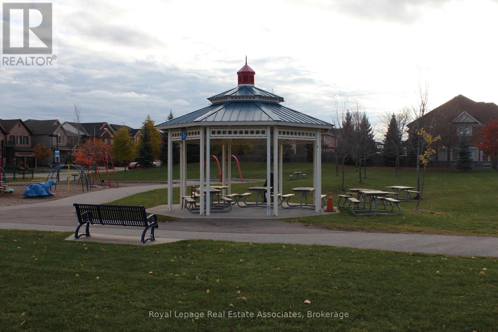 2 Bakersfield Road, Brampton, Ontario  L6P 2Z3 - Photo 13 - W12532516