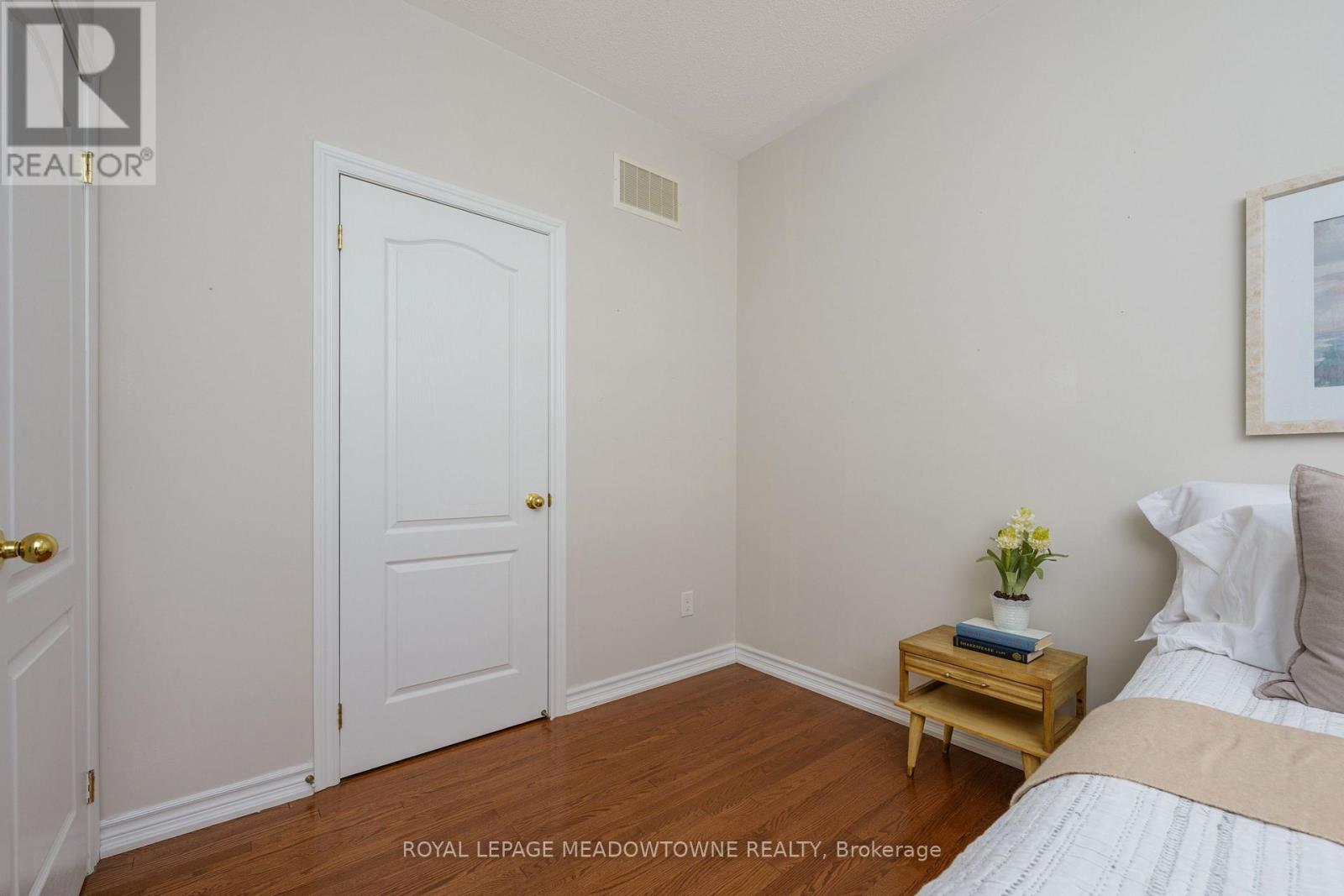 195 Minto Crescent, Milton, Ontario  L9T 7P5 - Photo 31 - W12532584