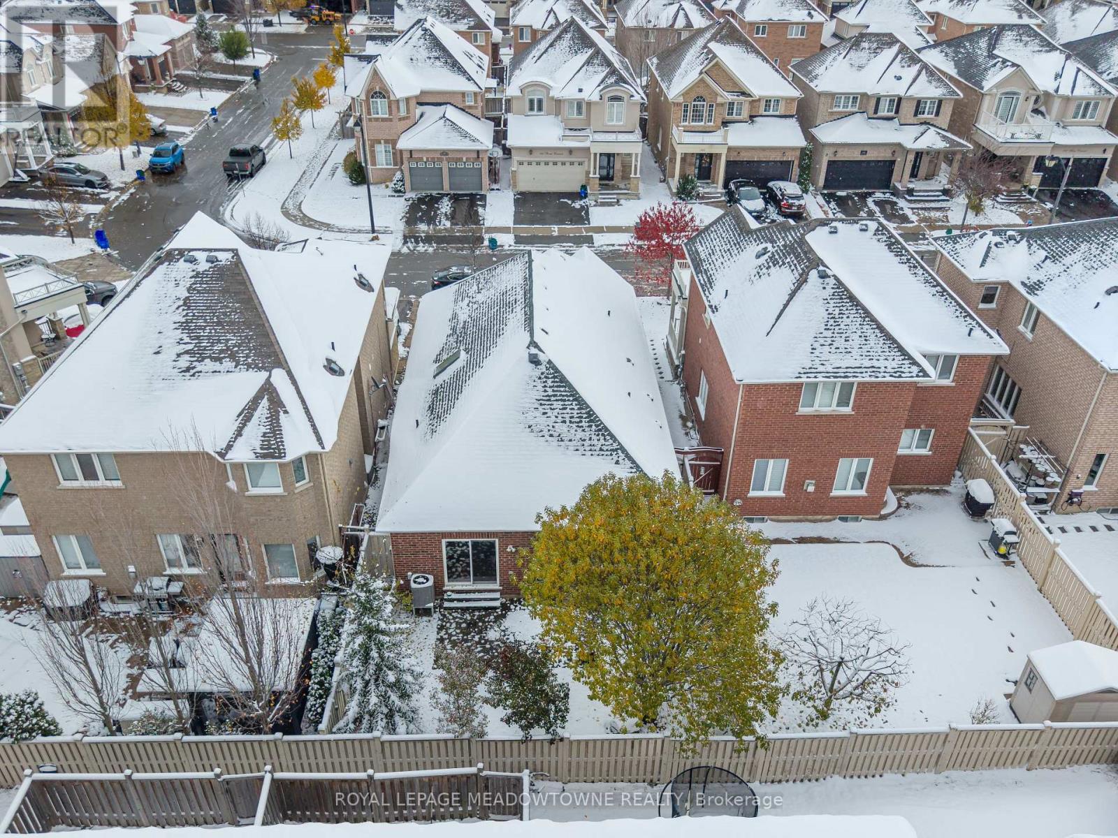 195 Minto Crescent, Milton, Ontario  L9T 7P5 - Photo 47 - W12532584