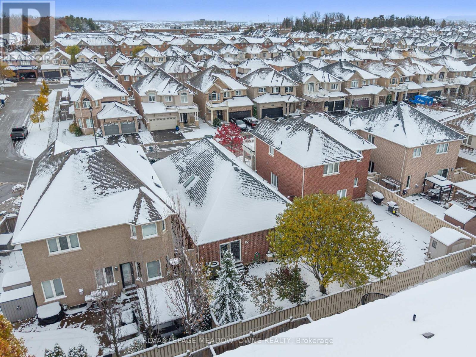 195 Minto Crescent, Milton, Ontario  L9T 7P5 - Photo 48 - W12532584