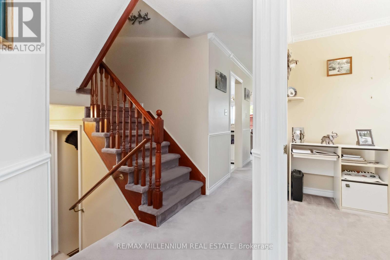 71 Manett Crescent, Brampton (Brampton West), Ontario  L6X 4X5 - Photo 6 - W12532598