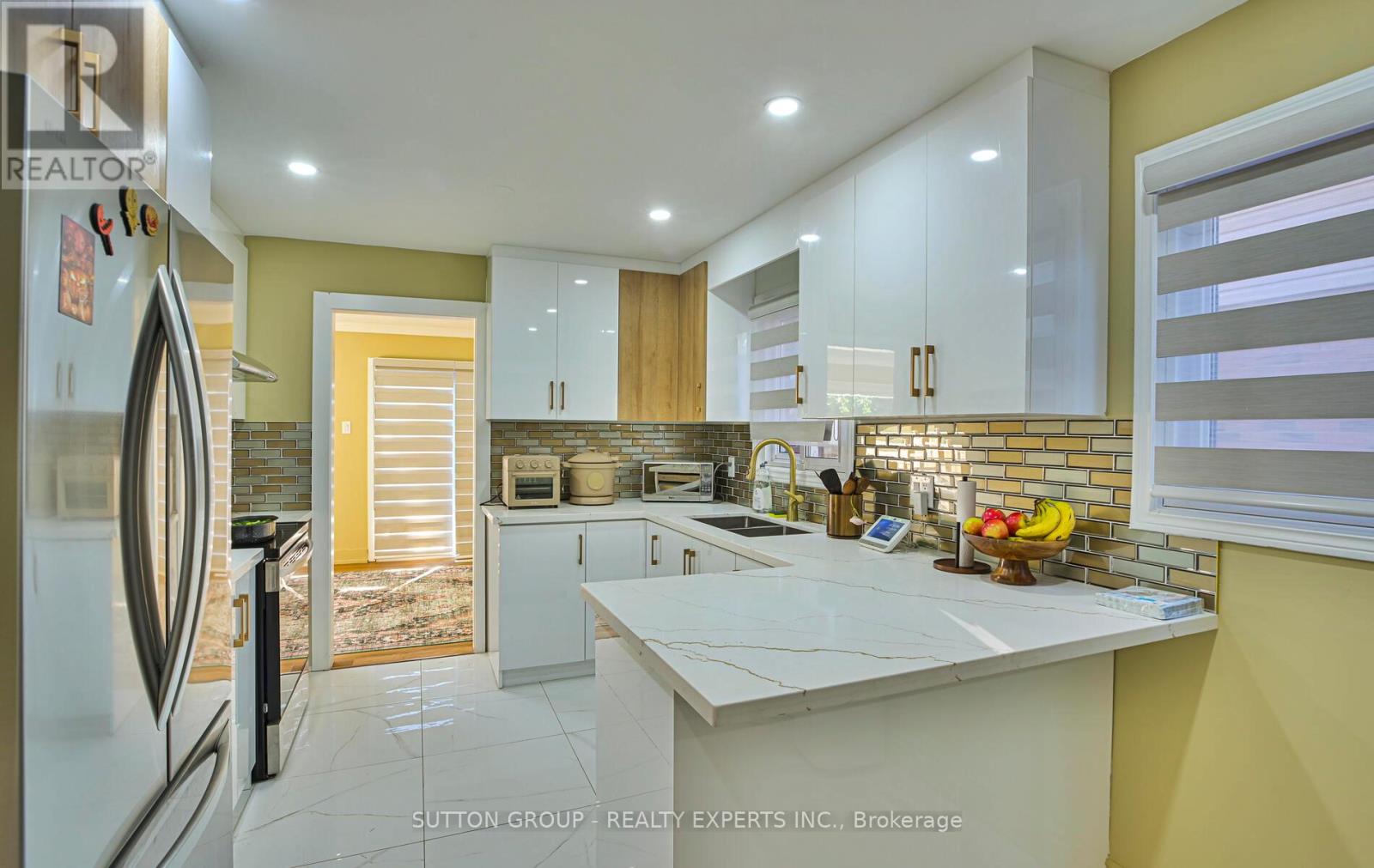 4322 Shelby Crescent, Mississauga, Ontario  L4W 3T3 - Photo 12 - W12532626