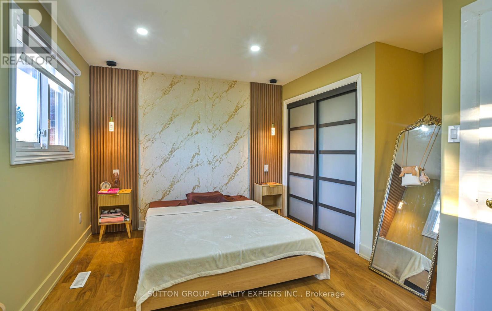 4322 Shelby Crescent, Mississauga, Ontario  L4W 3T3 - Photo 23 - W12532626