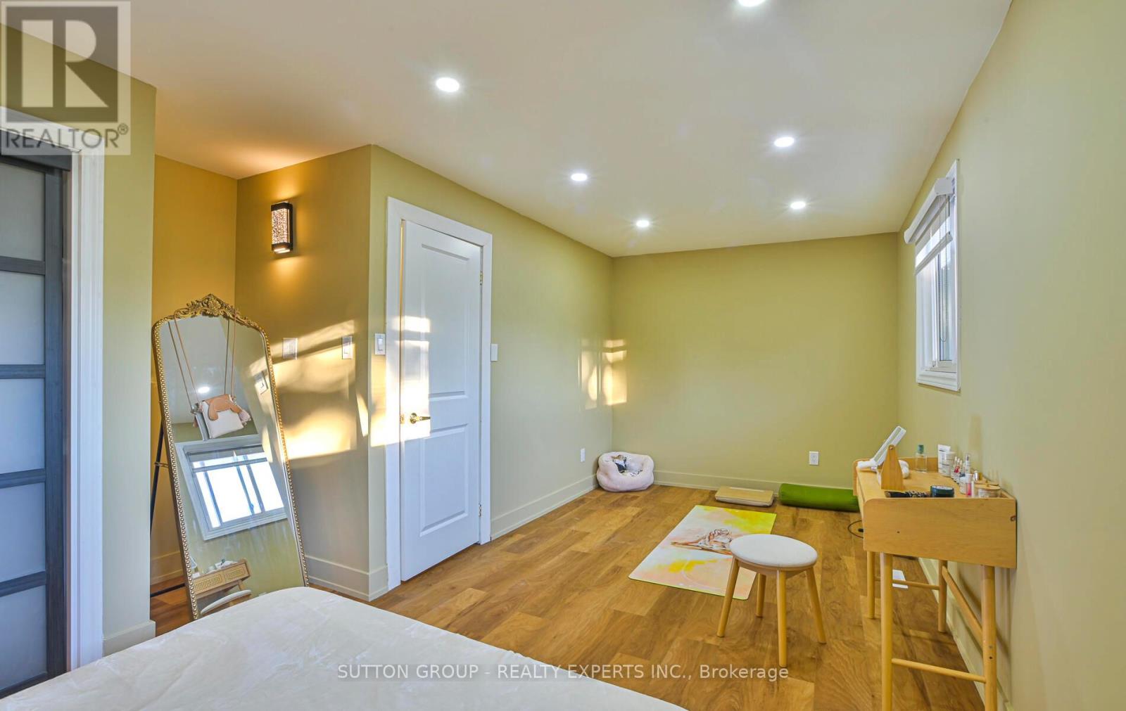 4322 Shelby Crescent, Mississauga, Ontario  L4W 3T3 - Photo 25 - W12532626