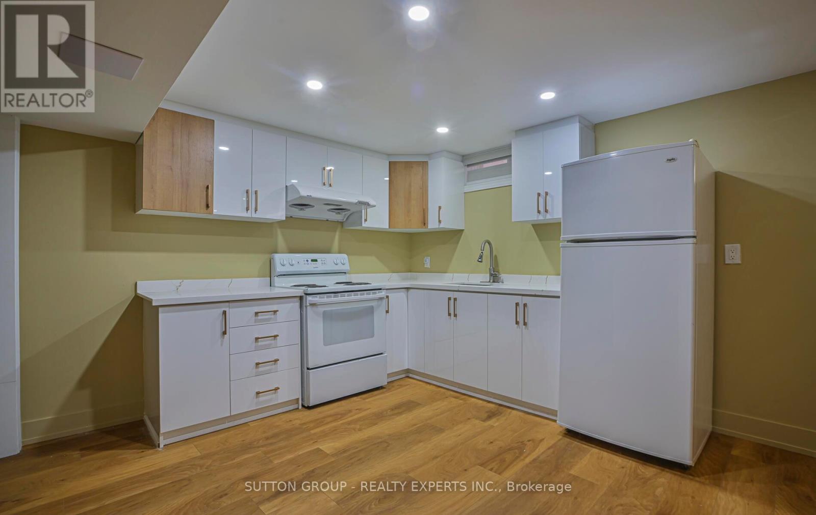 4322 Shelby Crescent, Mississauga, Ontario  L4W 3T3 - Photo 39 - W12532626