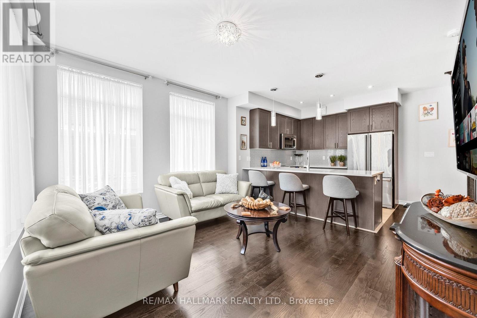 44 - 26 Applewood Lane, Toronto, Ontario  M9C 0C1 - Photo 10 - W12532638