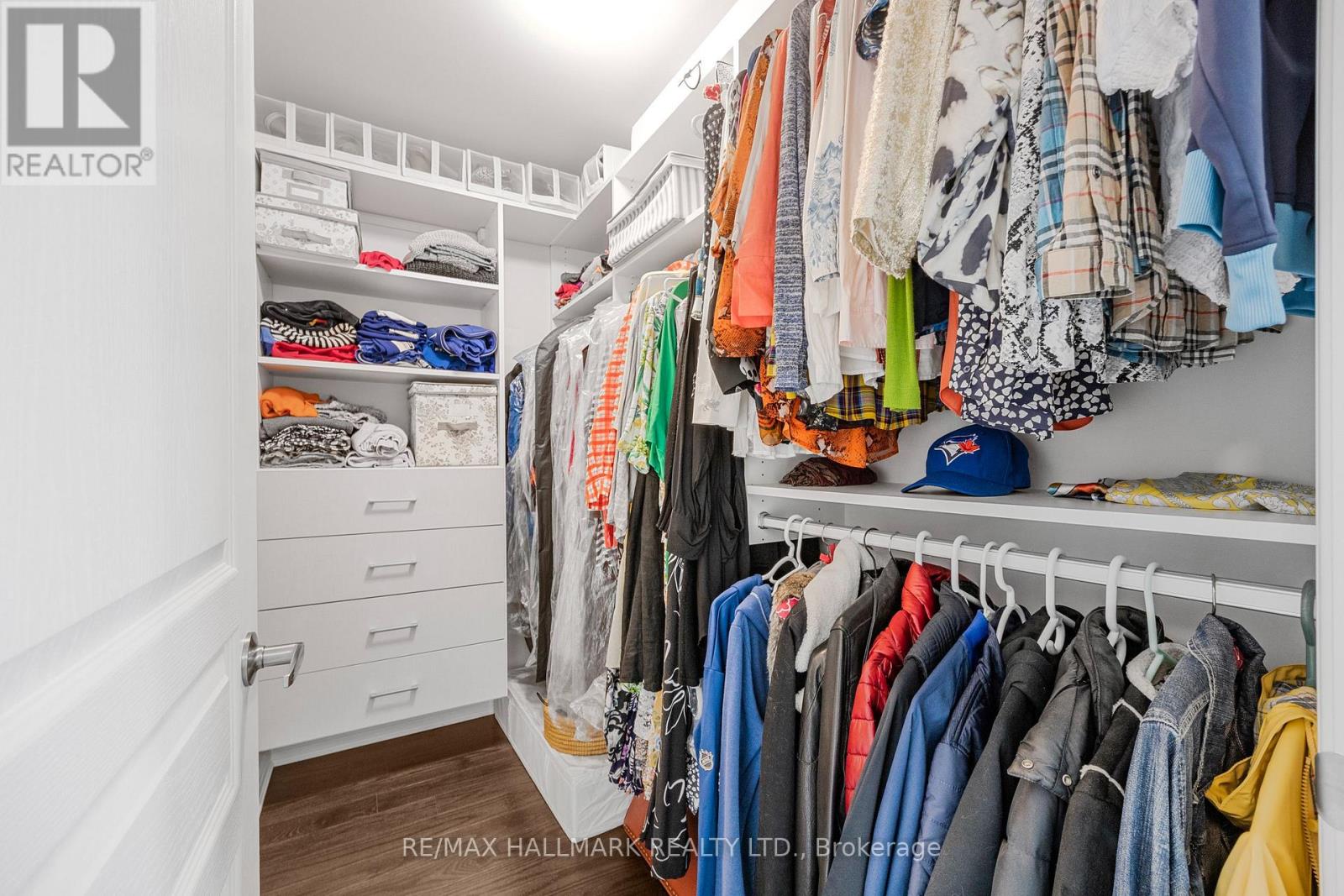 44 - 26 Applewood Lane, Toronto, Ontario  M9C 0C1 - Photo 31 - W12532638