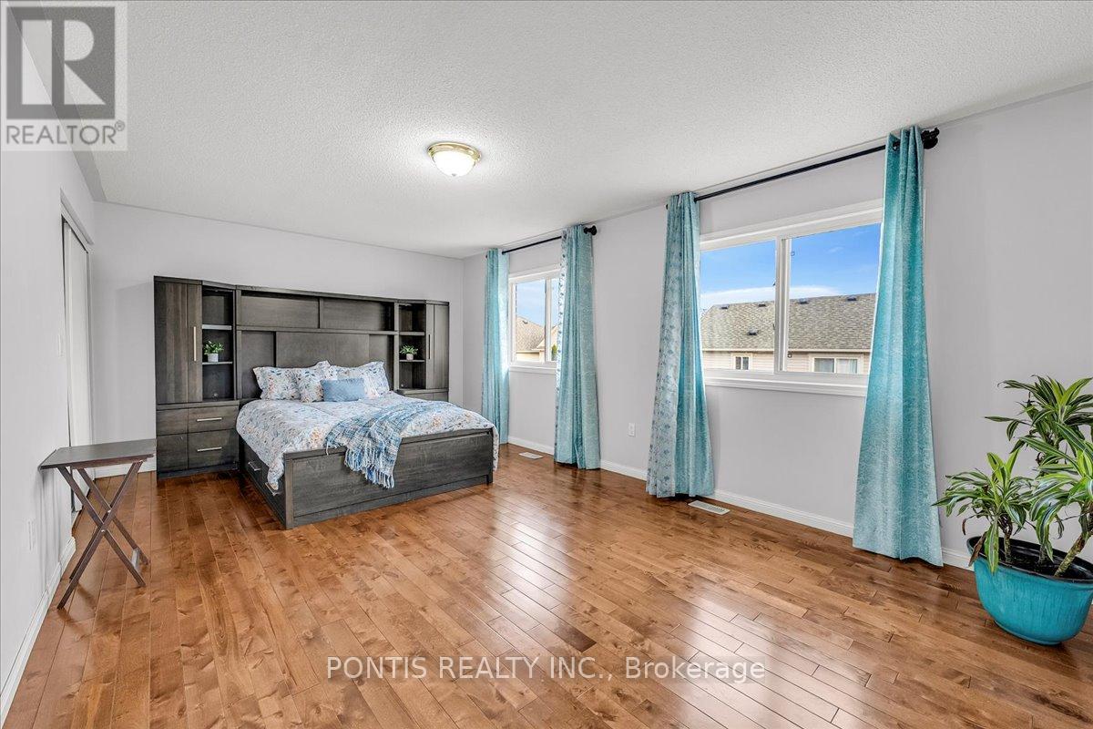 52 Emmett Circle, Brampton, Ontario  L7A 3M2 - Photo 21 - W12532640