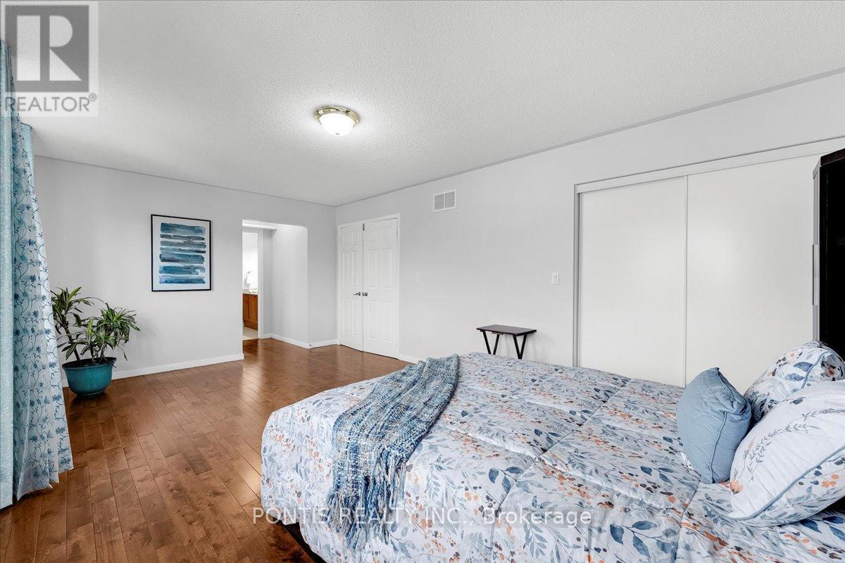 52 Emmett Circle, Brampton, Ontario  L7A 3M2 - Photo 23 - W12532640