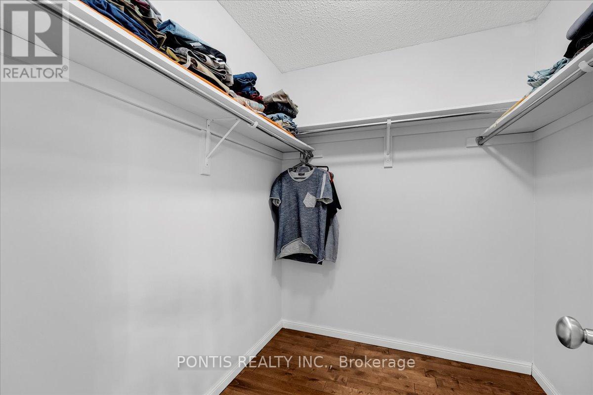 52 Emmett Circle, Brampton, Ontario  L7A 3M2 - Photo 24 - W12532640