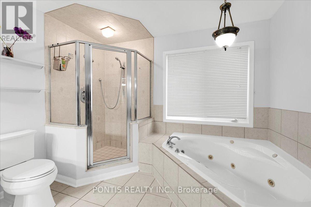 52 Emmett Circle, Brampton, Ontario  L7A 3M2 - Photo 26 - W12532640