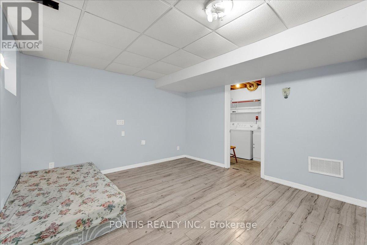 52 Emmett Circle, Brampton, Ontario  L7A 3M2 - Photo 34 - W12532640