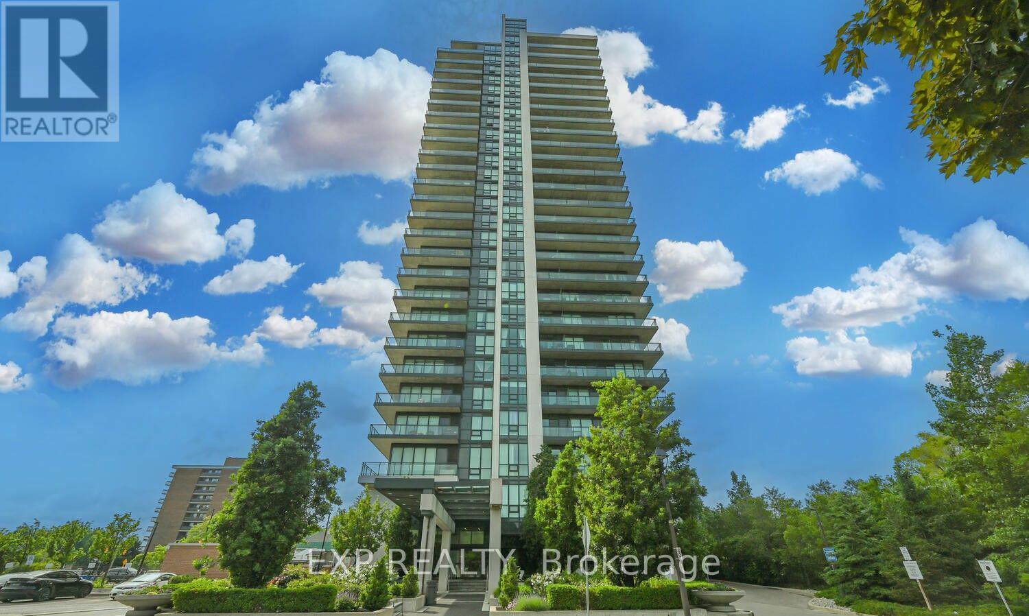 100 JOHN STREET, Brampton, Ontario