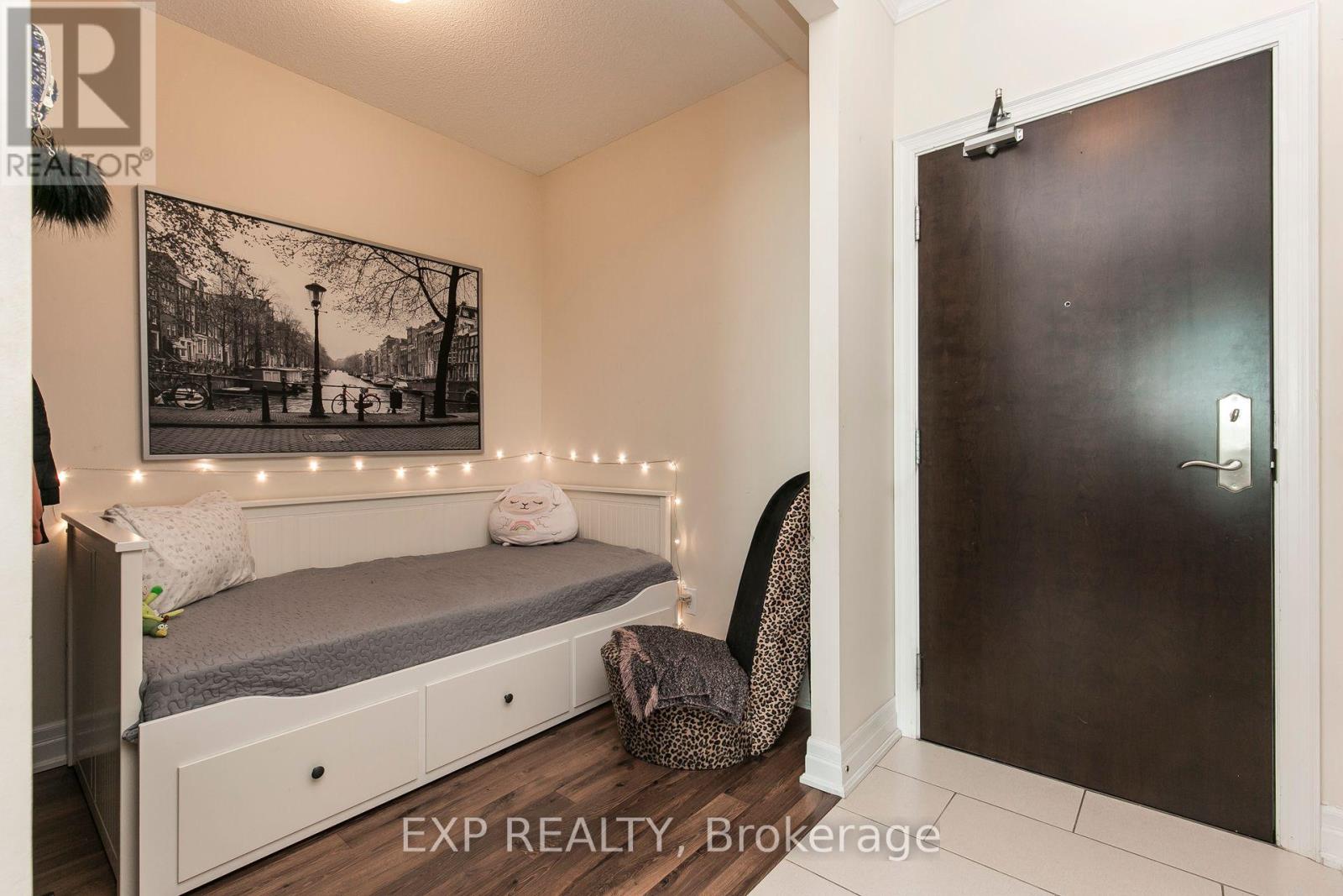 100 John Street, Brampton, Ontario  L6W 0A8 - Photo 19 - W12532652