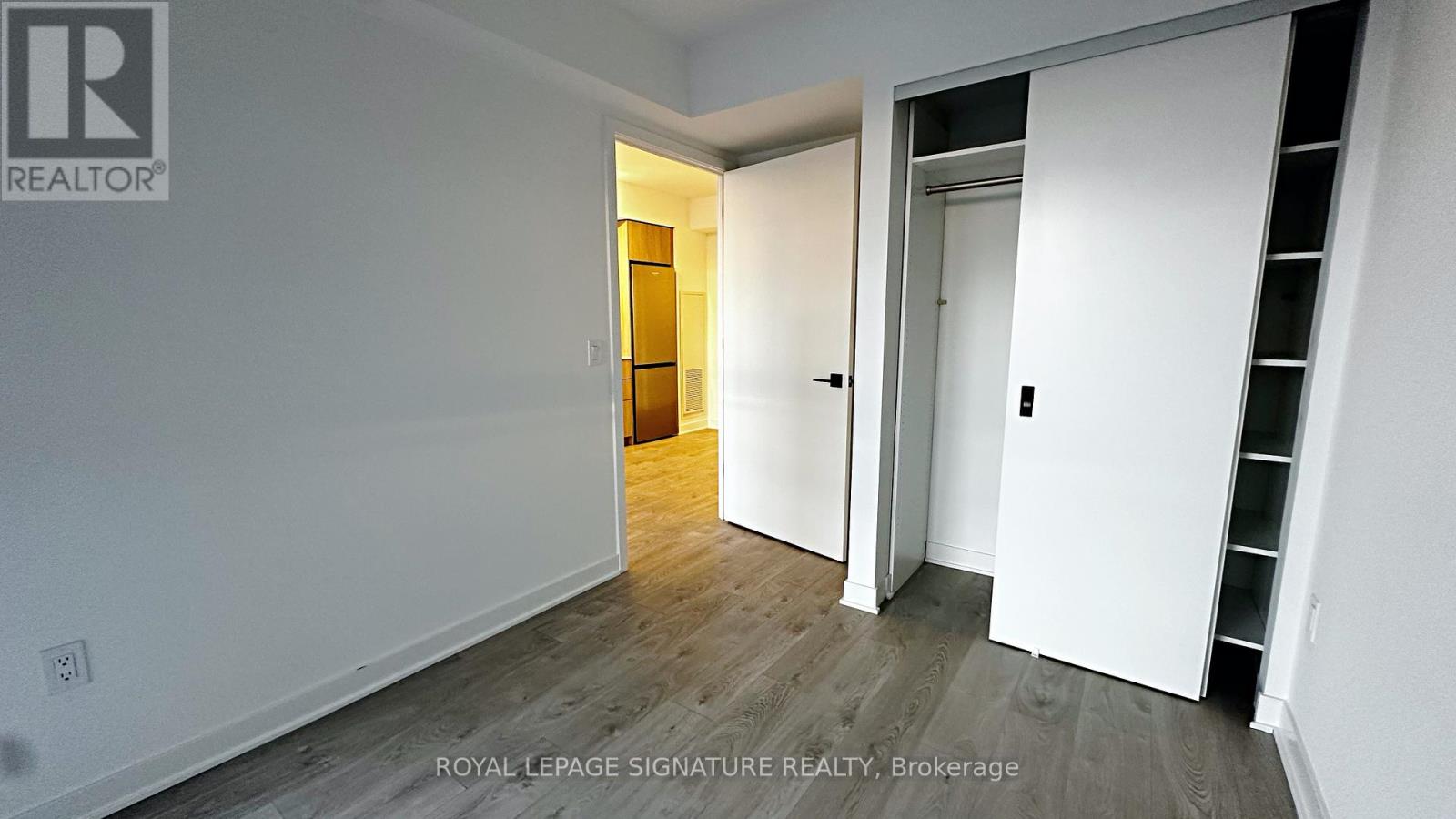 501 - 36 Zorra Street, Toronto, Ontario  M8Z 0G5 - Photo 11 - W12532662