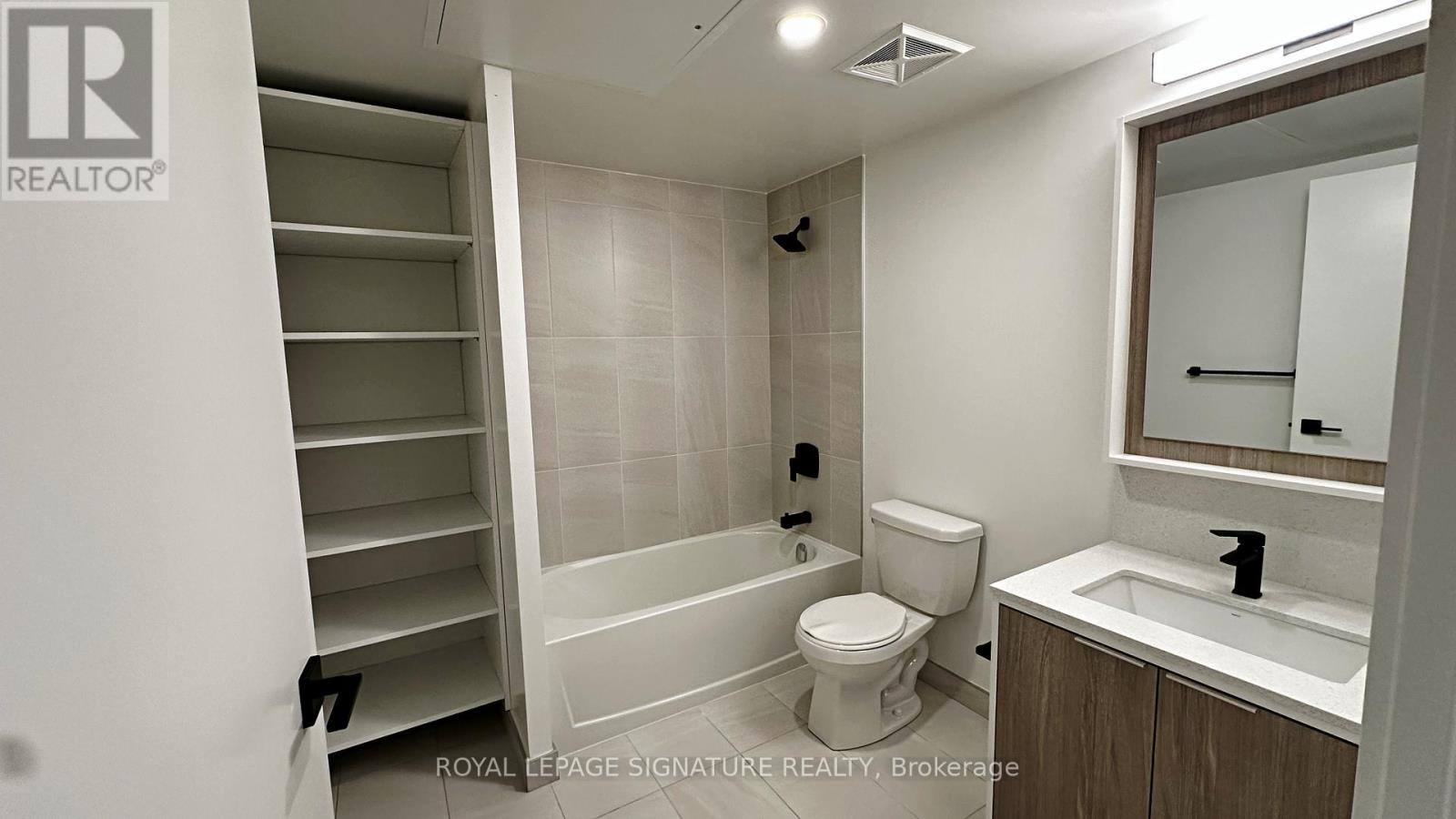 501 - 36 Zorra Street, Toronto, Ontario  M8Z 0G5 - Photo 12 - W12532662