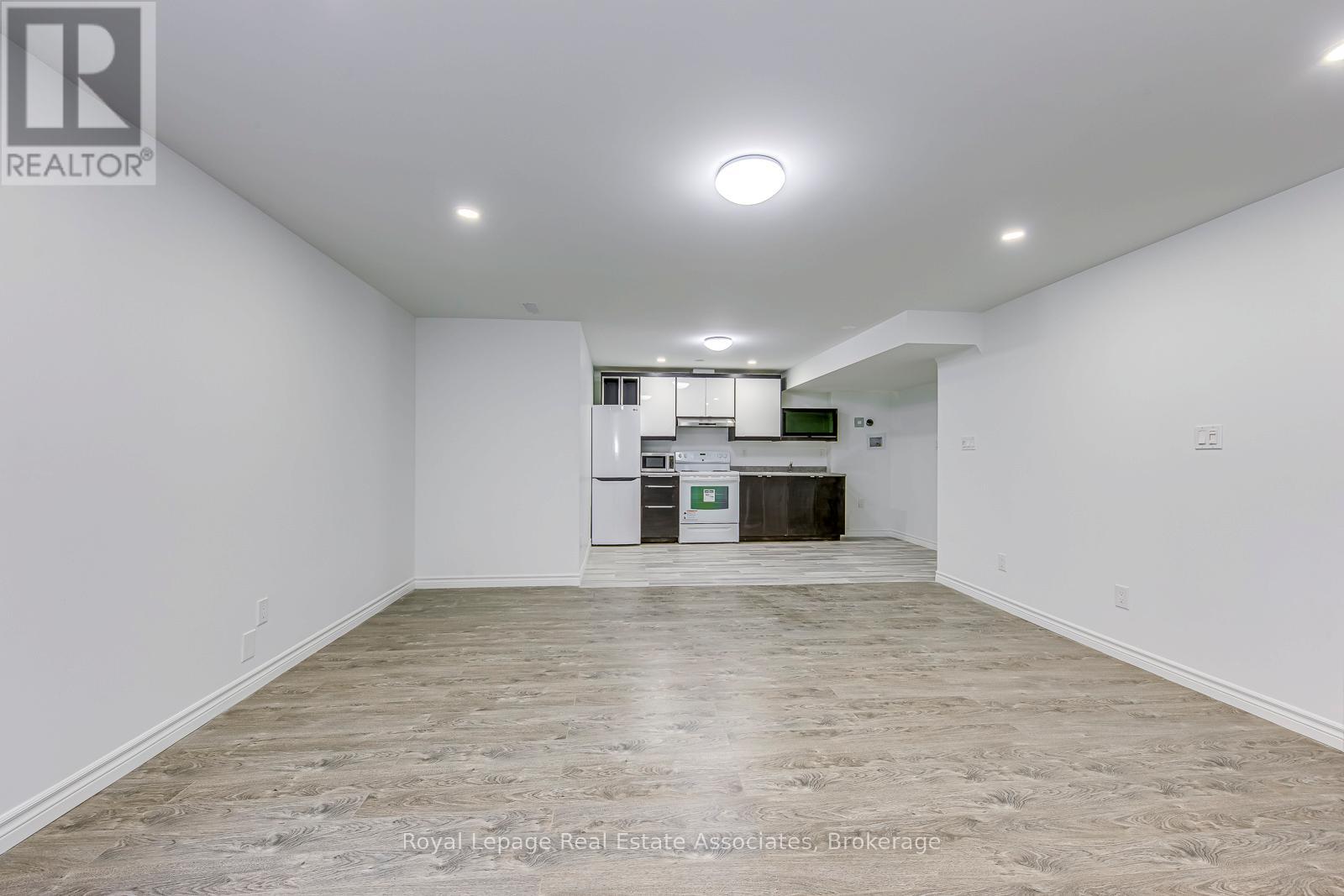 Lower - 1052 Kelman Court, Milton, Ontario  L9T 3K6 - Photo 12 - W12532724