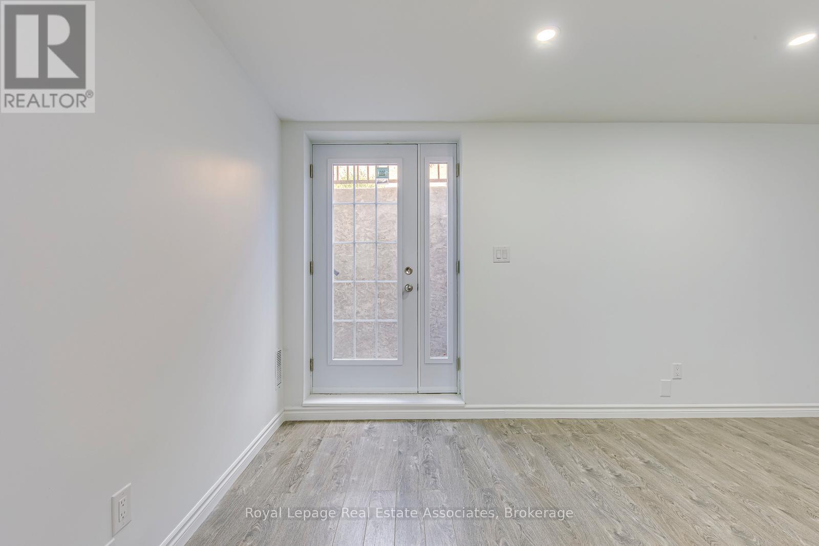 Lower - 1052 Kelman Court, Milton, Ontario  L9T 3K6 - Photo 8 - W12532724