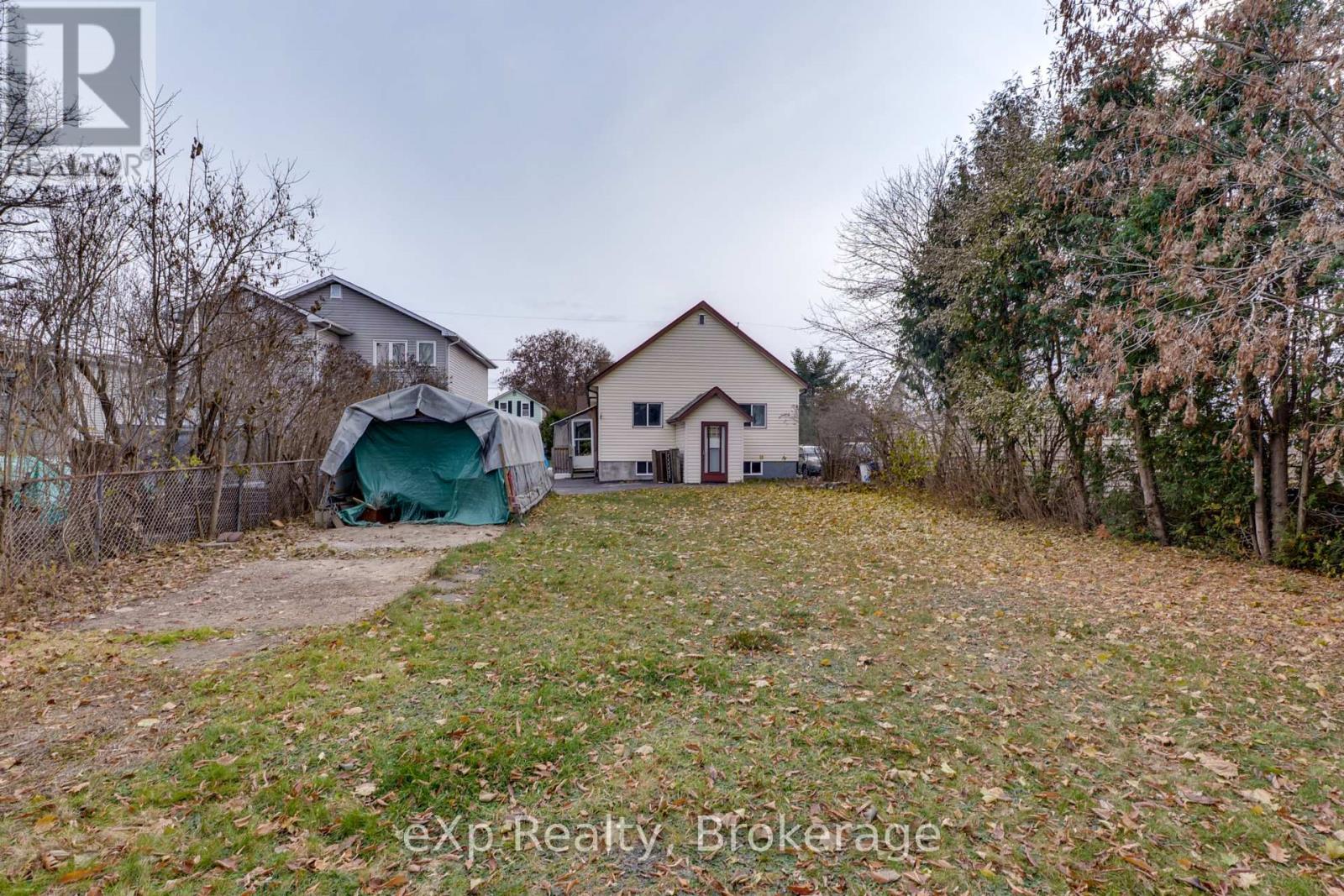 364 Agnes Street, Greater Sudbury, Ontario  P3B 2J2 - Photo 30 - X12532750