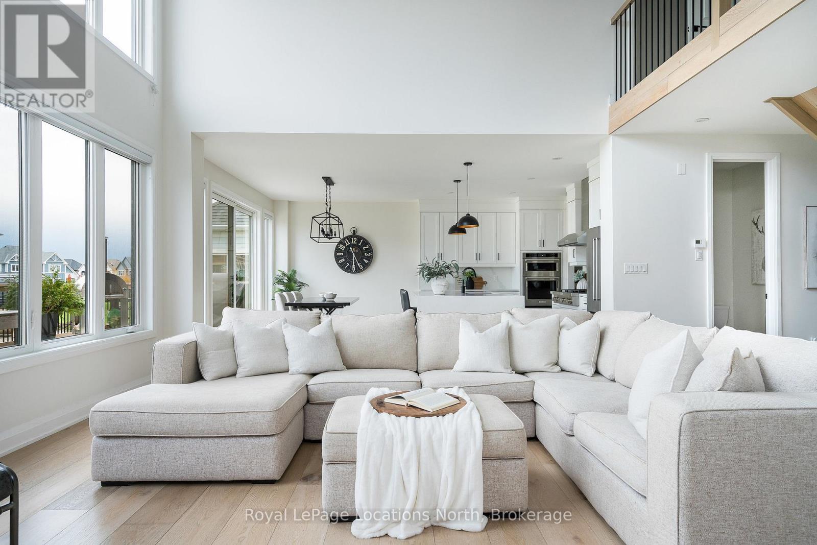 104 Stillwater Crescent, Blue Mountains, Ontario  L9Y 4P5 - Photo 10 - X12532840