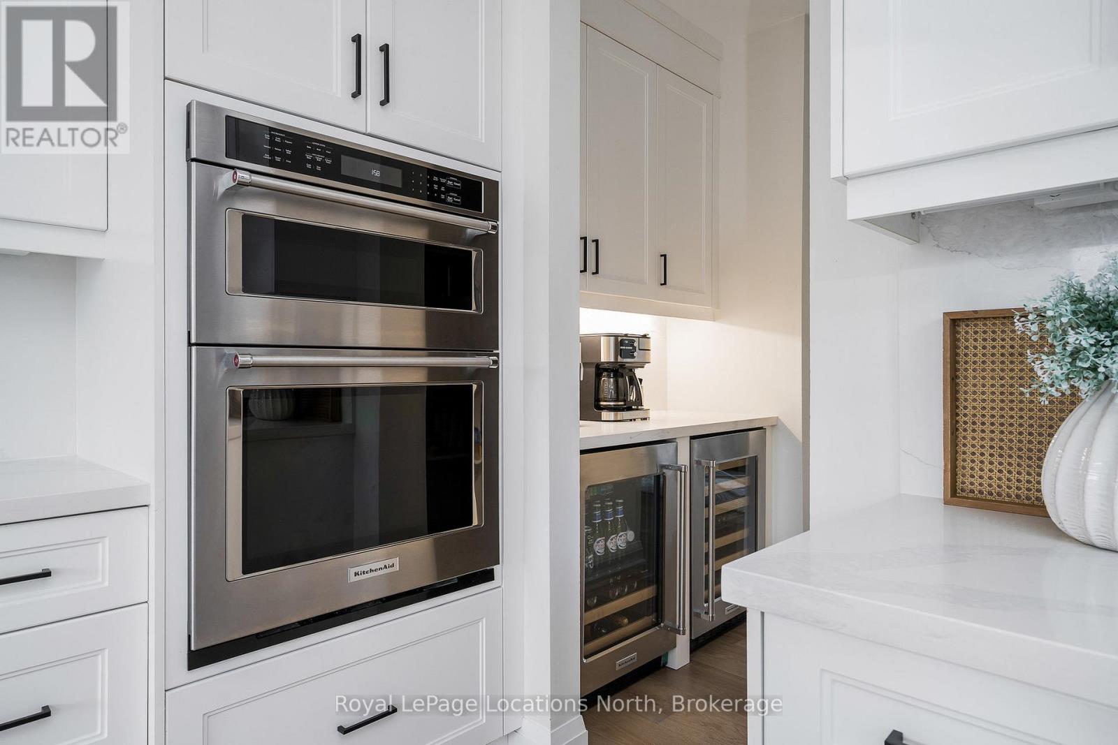 104 Stillwater Crescent, Blue Mountains, Ontario  L9Y 4P5 - Photo 16 - X12532840