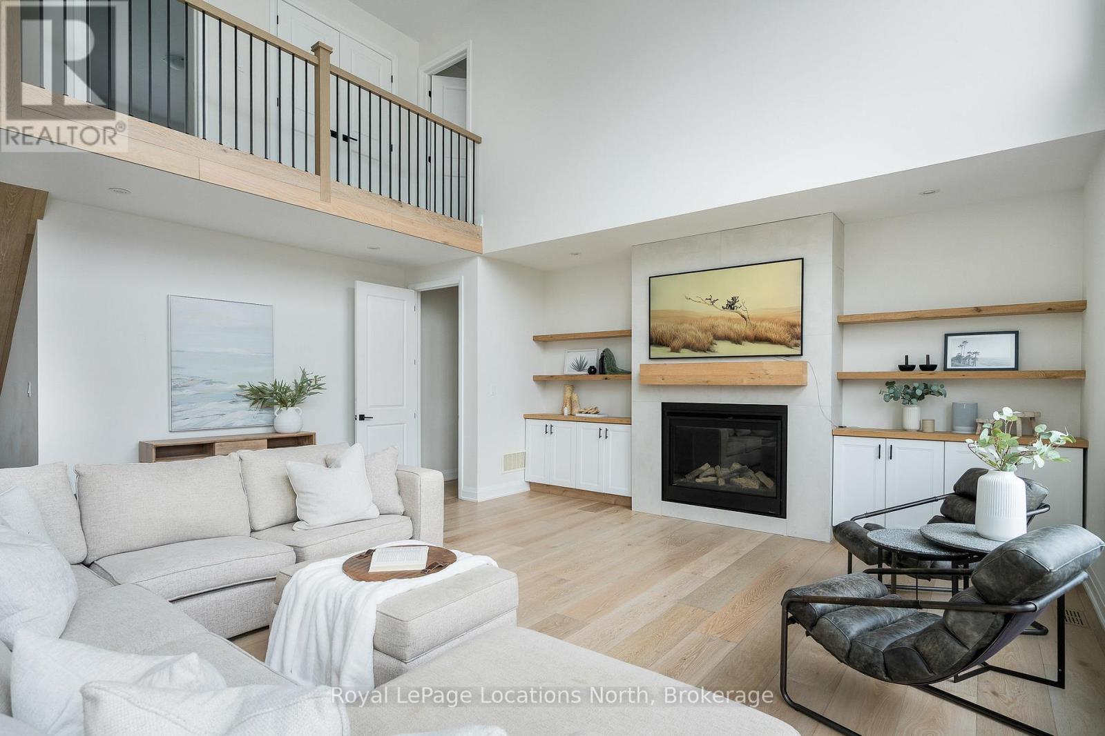 104 Stillwater Crescent, Blue Mountains, Ontario  L9Y 4P5 - Photo 8 - X12532840