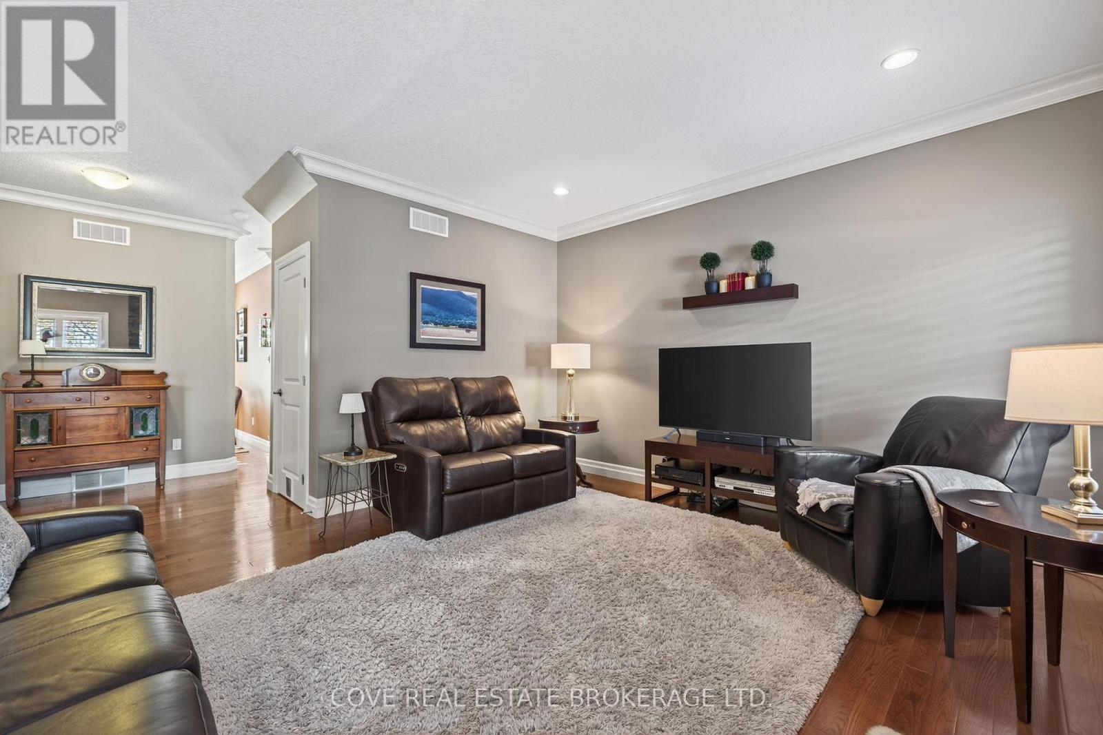 6716 Raleigh Boulevard, London South, Ontario  N6P 0C1 - Photo 14 - X12532746