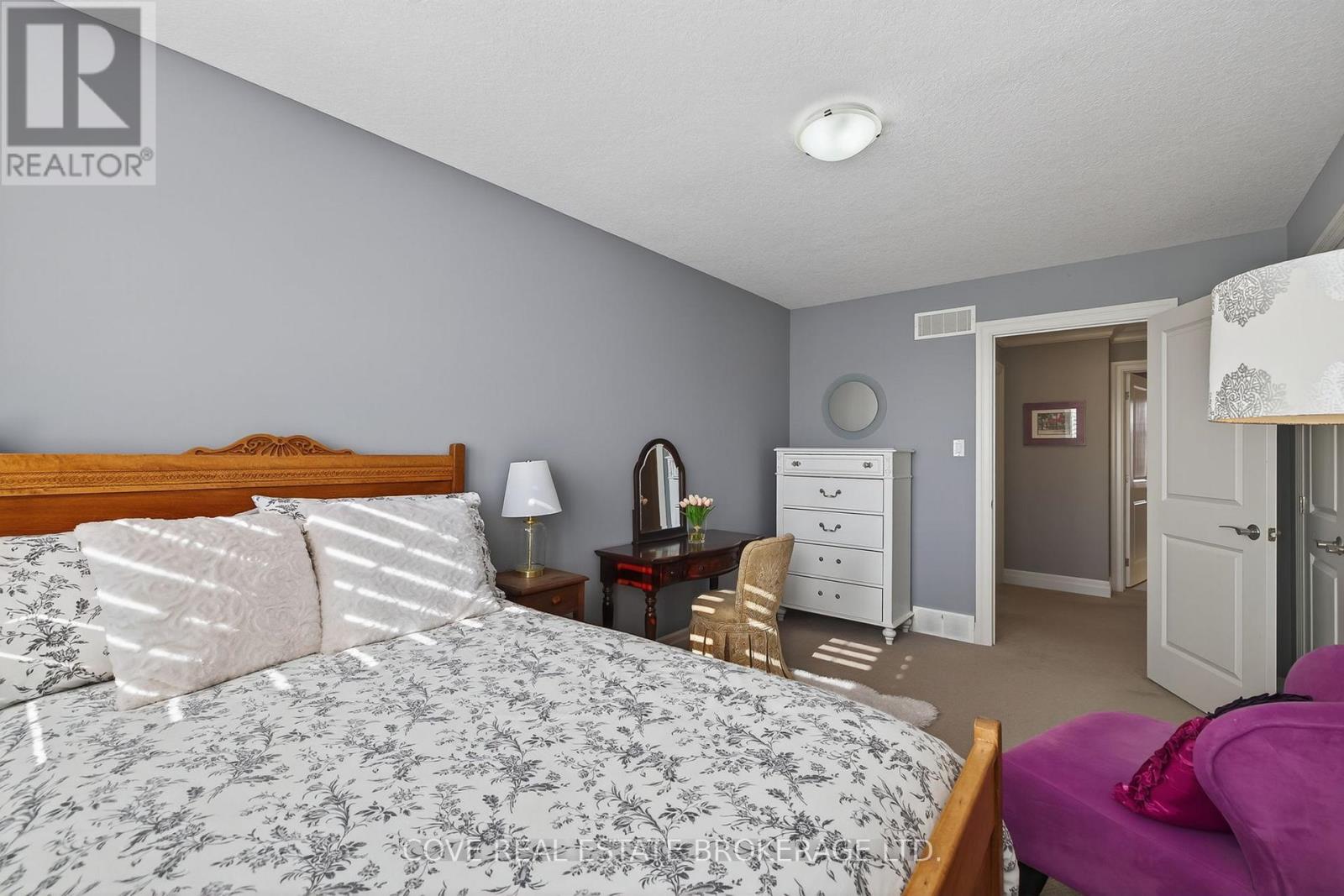 6716 Raleigh Boulevard, London South, Ontario  N6P 0C1 - Photo 29 - X12532746