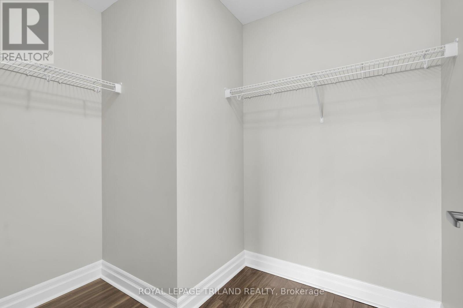 801 - 260 Villagewalk Boulevard, London North, Ontario  N6G 0W6 - Photo 18 - X12532808