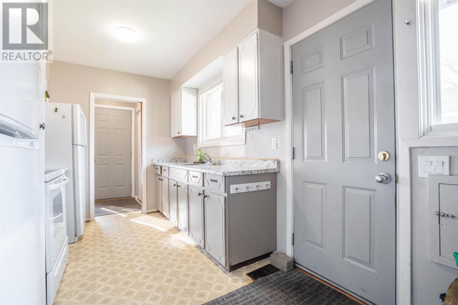 28 Princess Cres, Sault Ste. Marie, Ontario P6B 3P3 - Photo 12 - SM253238