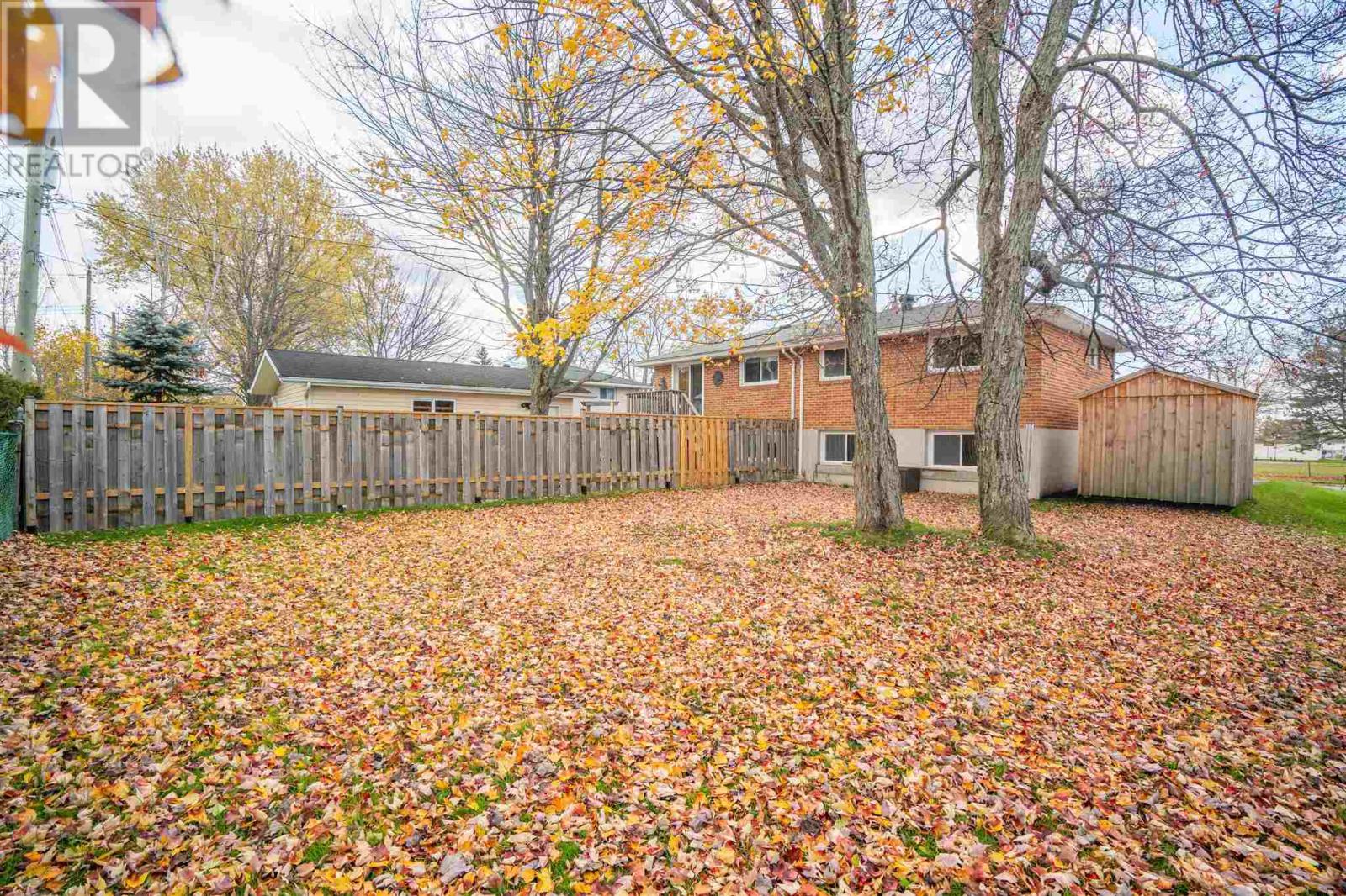 28 Princess Cres, Sault Ste. Marie, Ontario P6B 3P3 - Photo 34 - SM253238