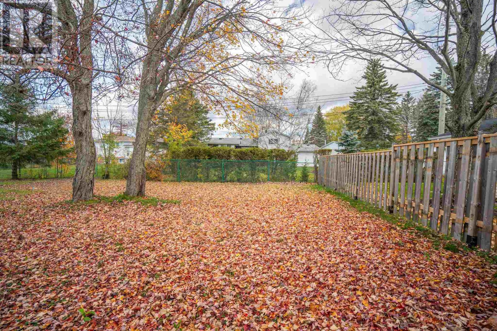 28 Princess Cres, Sault Ste. Marie, Ontario P6B 3P3 - Photo 35 - SM253238