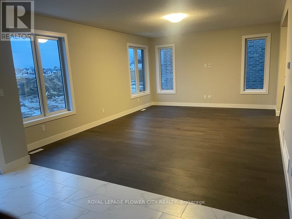 50 Optimist Drive, Southwold, Ontario  N5P 0G4 - Photo 10 - X12532466