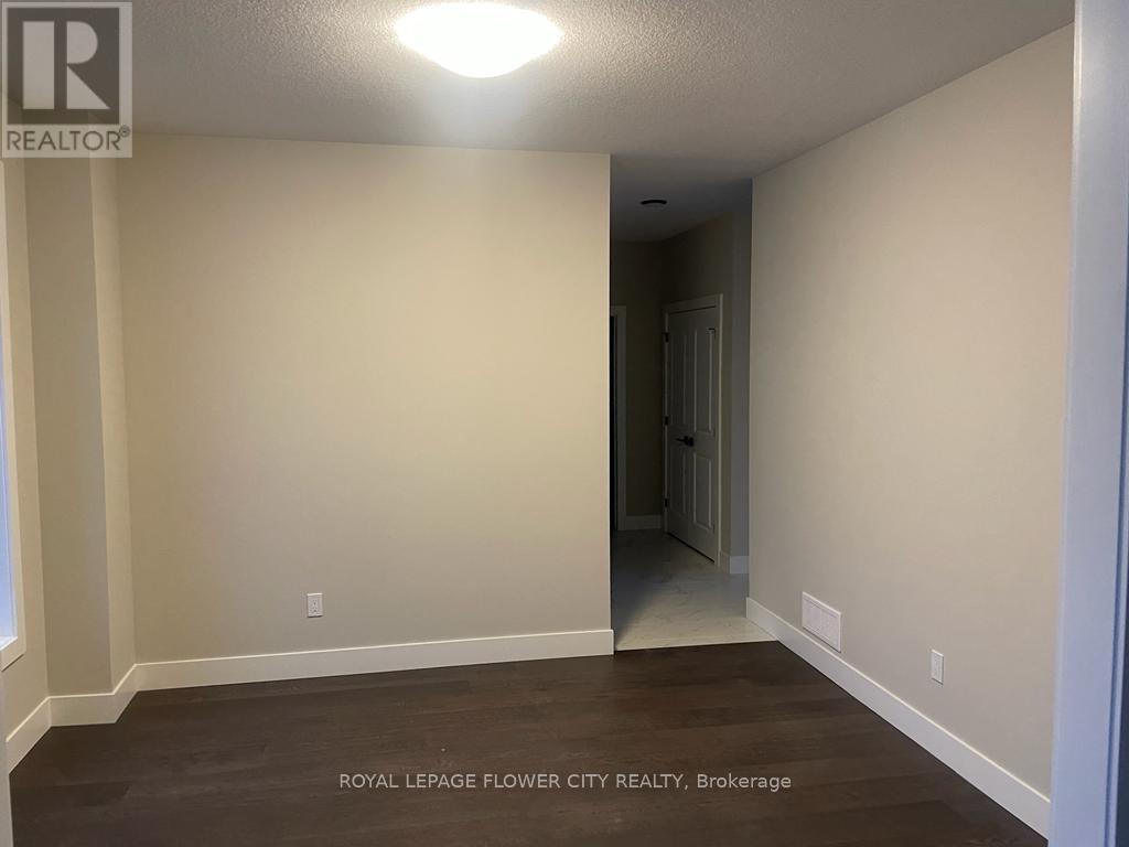 50 Optimist Drive, Southwold, Ontario  N5P 0G4 - Photo 7 - X12532466