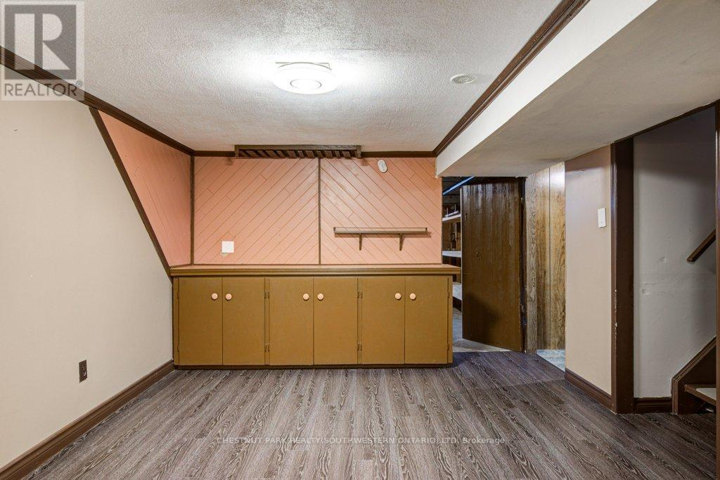 500 Ferndale Avenue, London South, Ontario  N6C 2Z1 - Photo 35 - X12532506