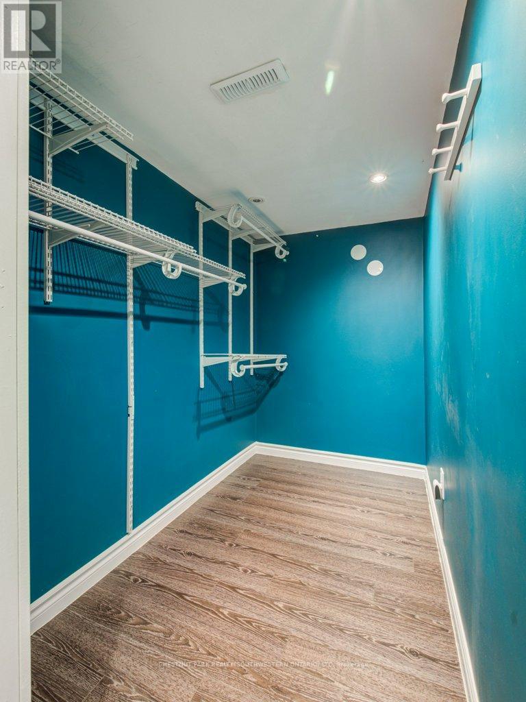 500 Ferndale Avenue, London South, Ontario  N6C 2Z1 - Photo 39 - X12532506