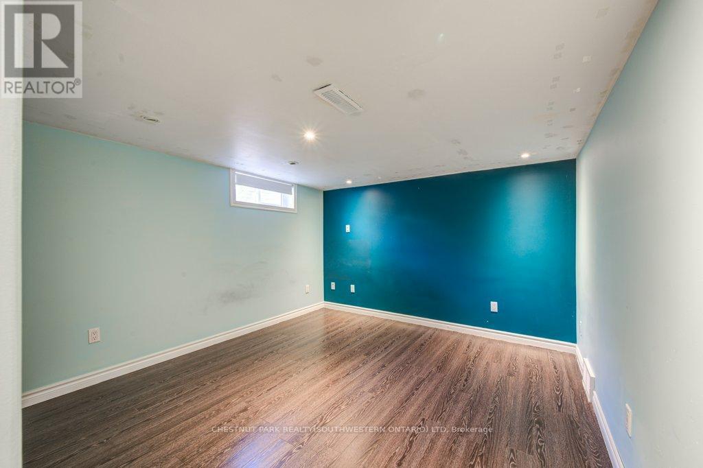 500 Ferndale Avenue, London South, Ontario  N6C 2Z1 - Photo 40 - X12532506