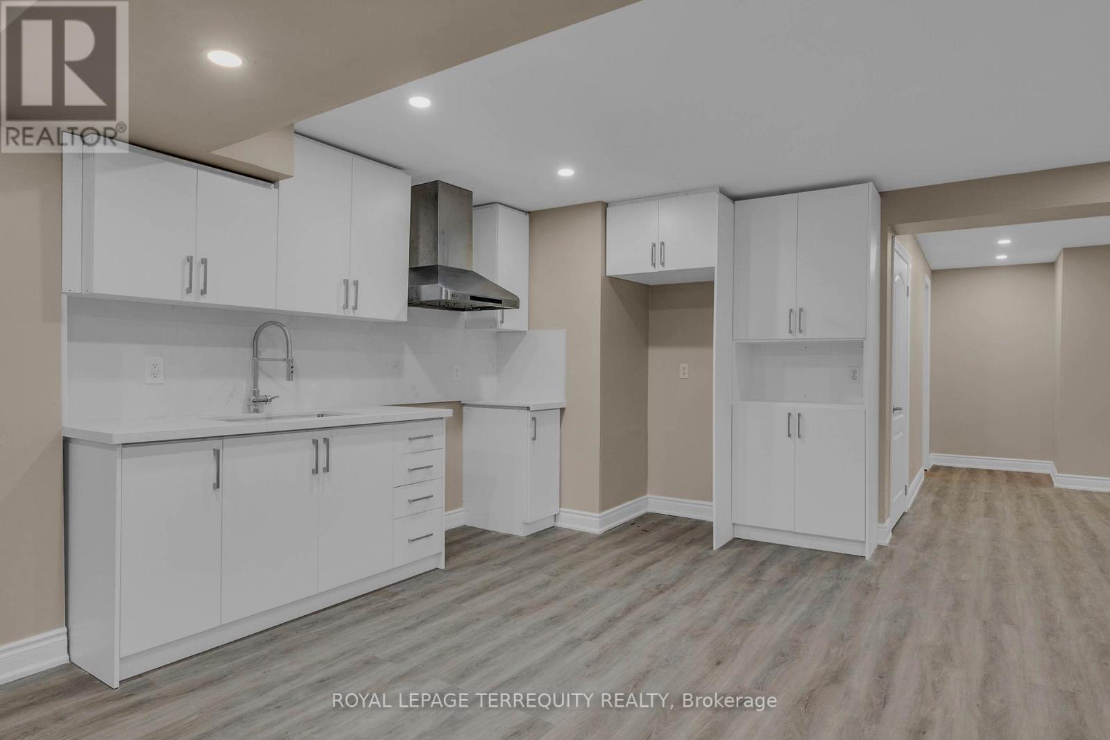 112 Vansickle Road, St. Catharines, Ontario  L2S 3Y6 - Photo 24 - X12532562