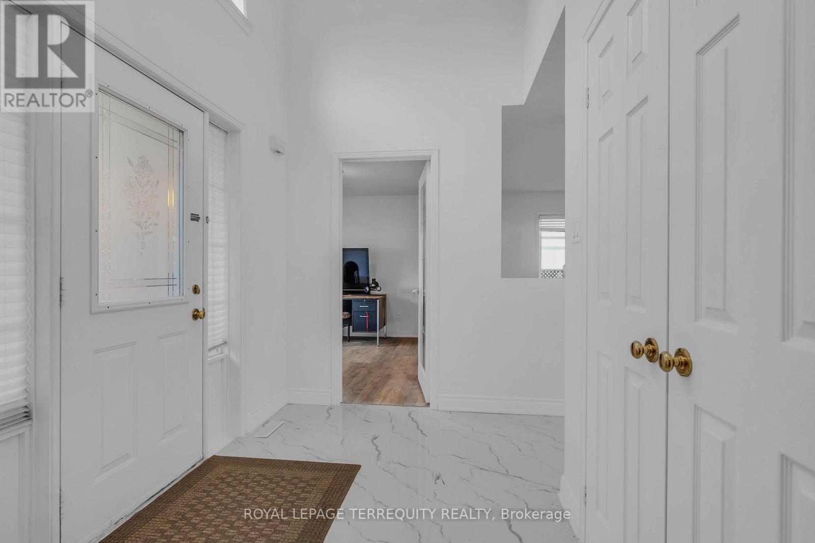 112 Vansickle Road, St. Catharines, Ontario  L2S 3Y6 - Photo 5 - X12532562