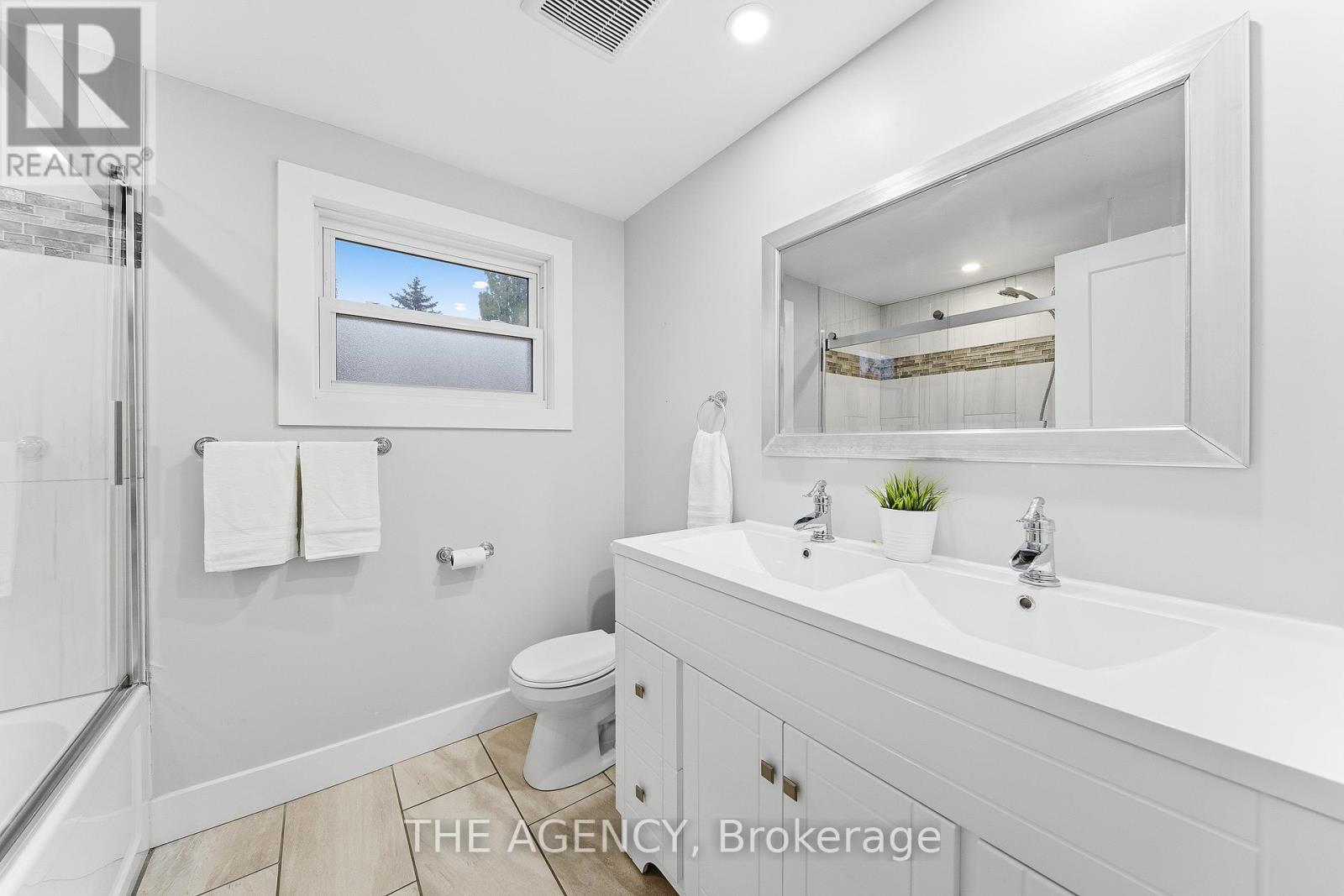 23 Stonegate Drive, Kitchener, Ontario  N2A 2Y7 - Photo 15 - X12532604