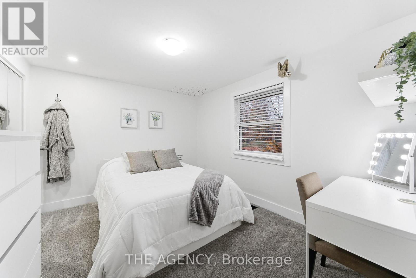 23 Stonegate Drive, Kitchener, Ontario  N2A 2Y7 - Photo 18 - X12532604