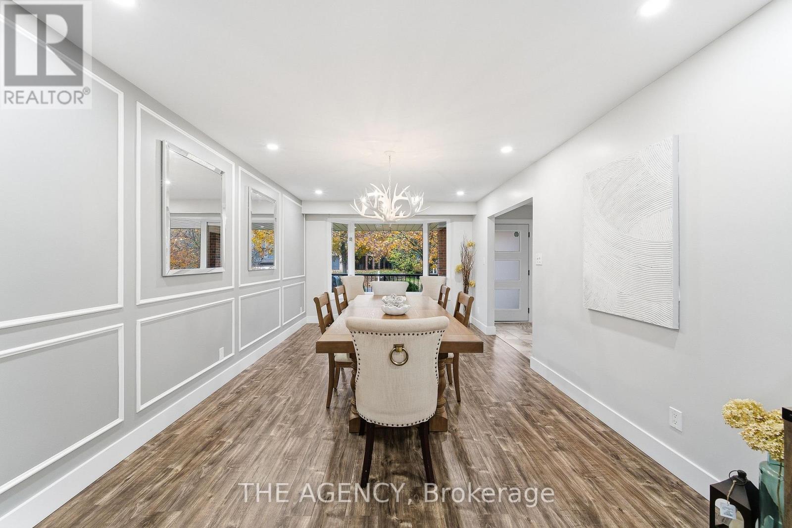 23 Stonegate Drive, Kitchener, Ontario  N2A 2Y7 - Photo 5 - X12532604