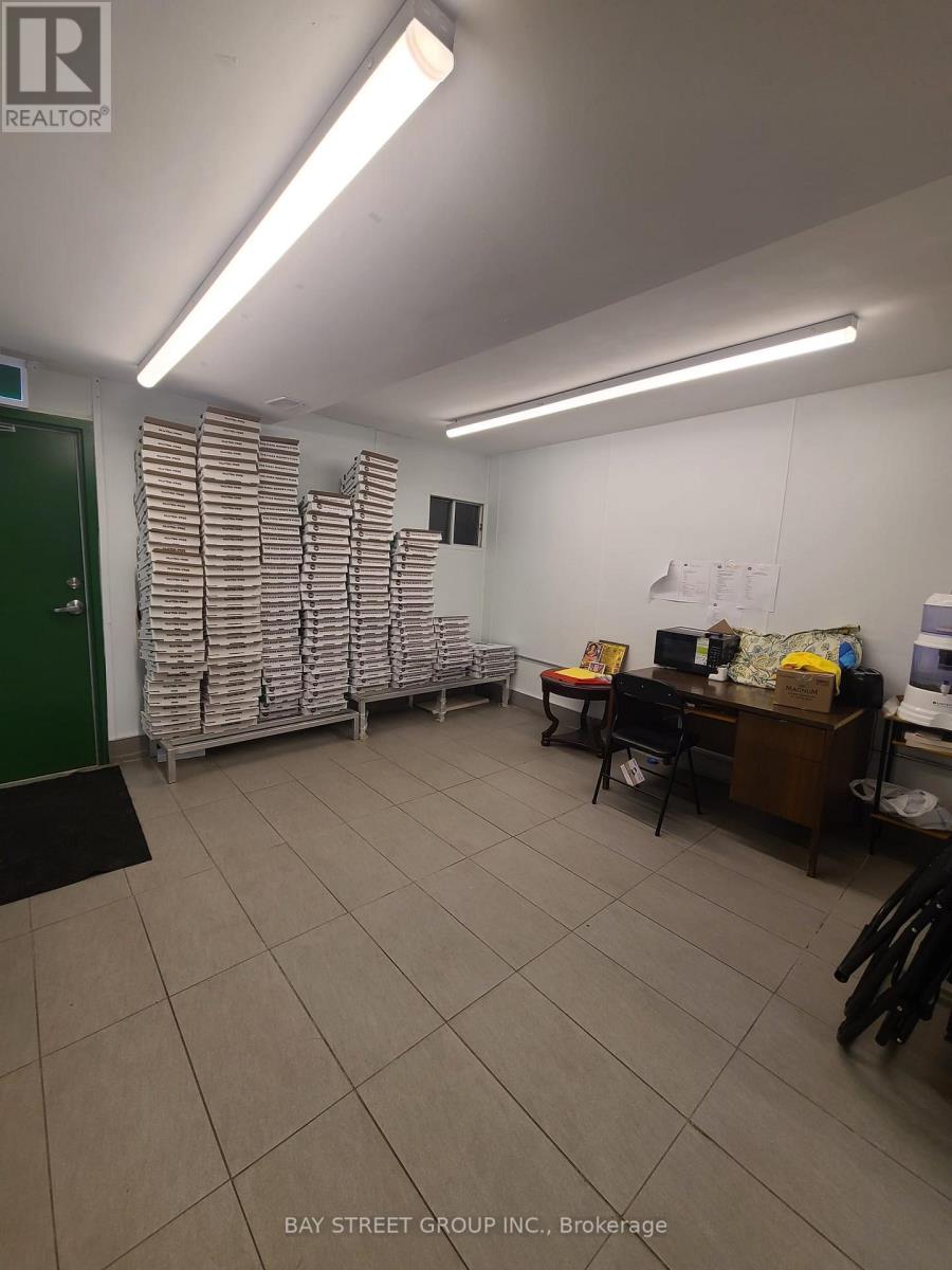 749 King Street E, Cambridge, Ontario  N3H 3N8 - Photo 10 - X12532734