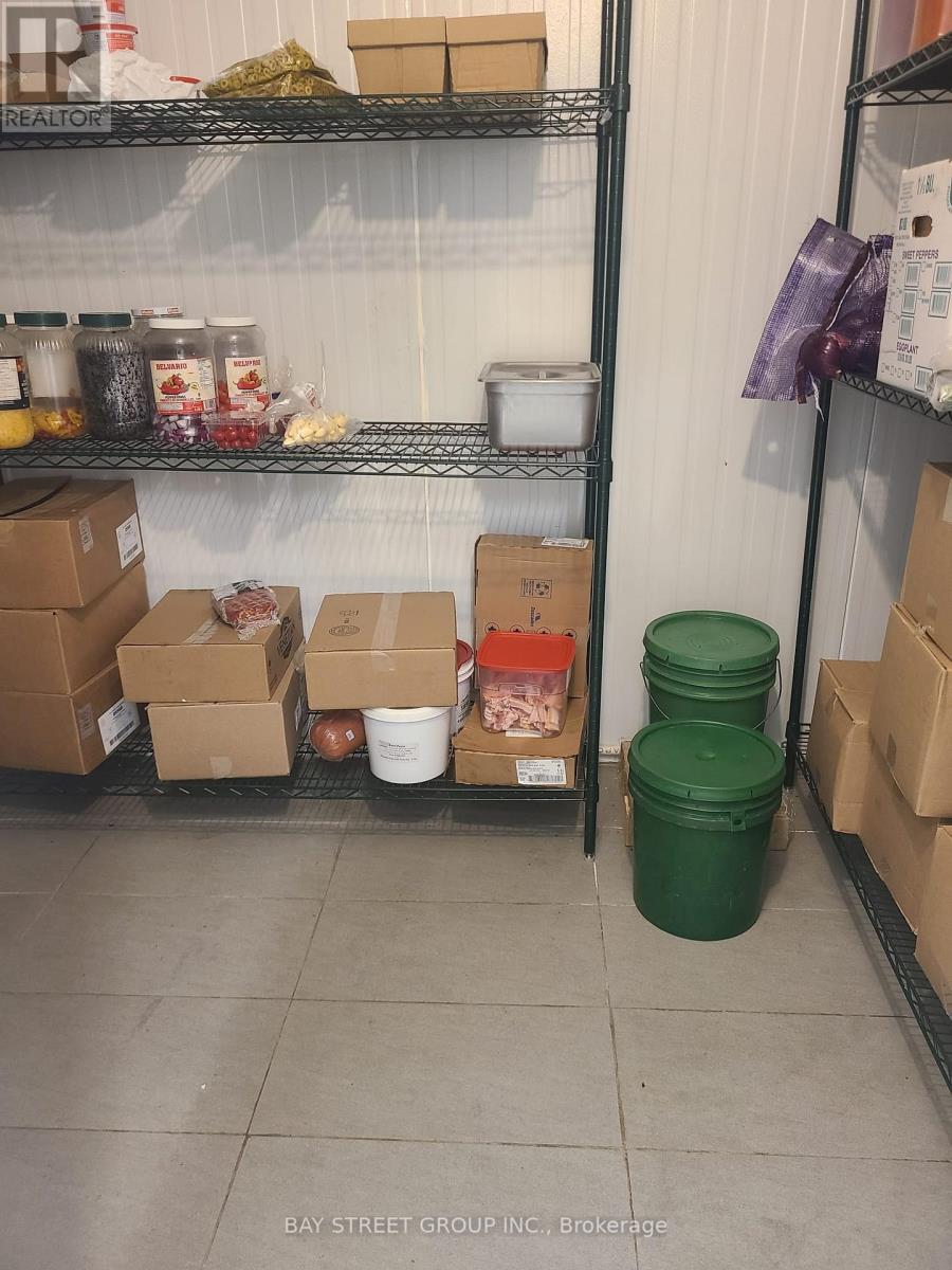 749 King Street E, Cambridge, Ontario  N3H 3N8 - Photo 8 - X12532734